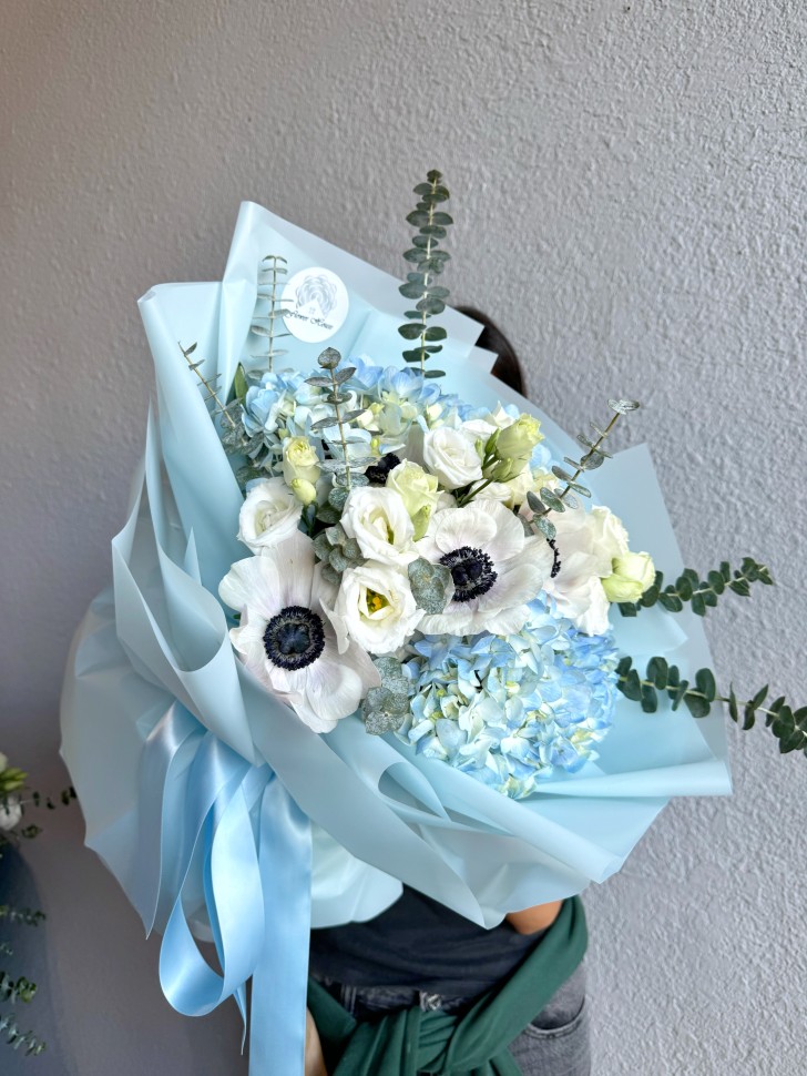 Blue Estrella Fresh Flowers Hand Tied Bouquet