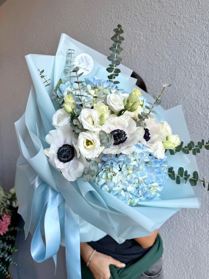 Blue Estrella Fresh Flowers Hand Tied Bouquet