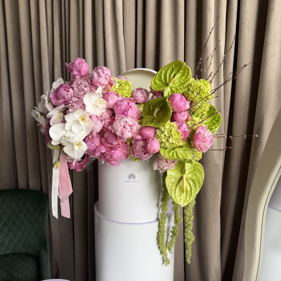 Blush Royale Box – Peonies, Orchids, Anthuriums & Viburnum
