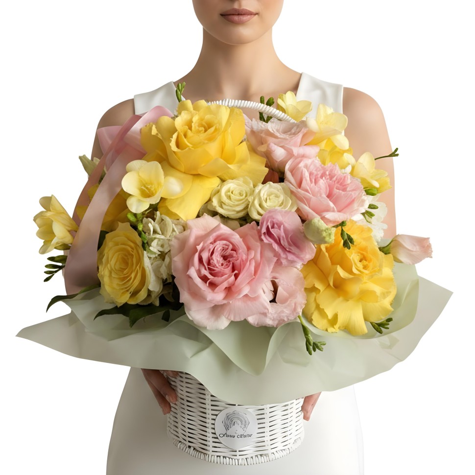Sweet Elegance Basket – Hydrangeas, Garden Roses, Freesia, Spray Roses