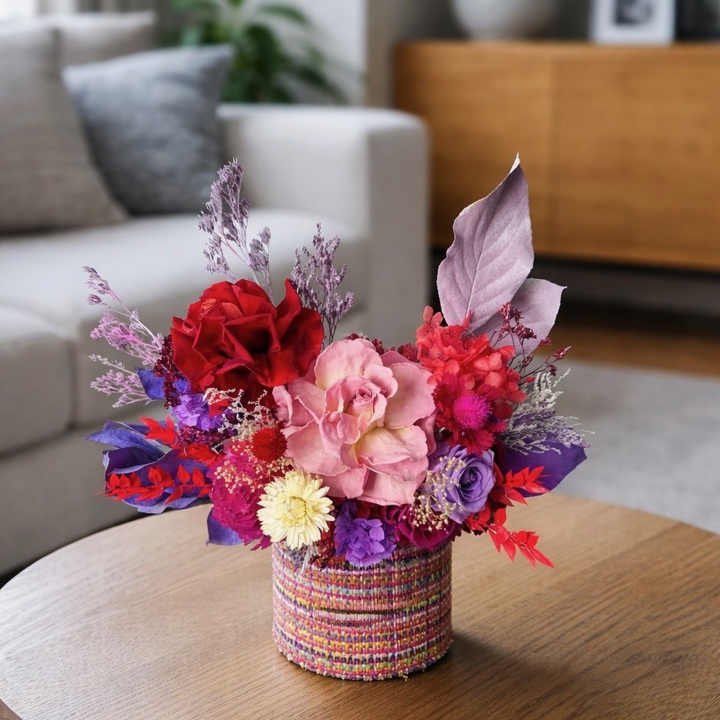 Tweed Box with Preserved Roses And Hydrangeas