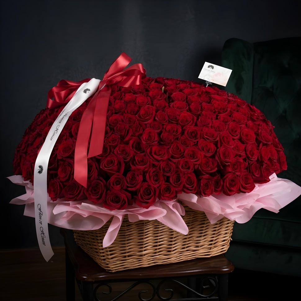 The Imperial Basket – 350 Roses (Red / Hot Pink / White / Yellow)