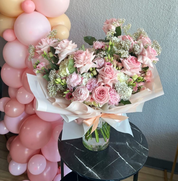 Nayeli Hand Tied Flower Bouquet