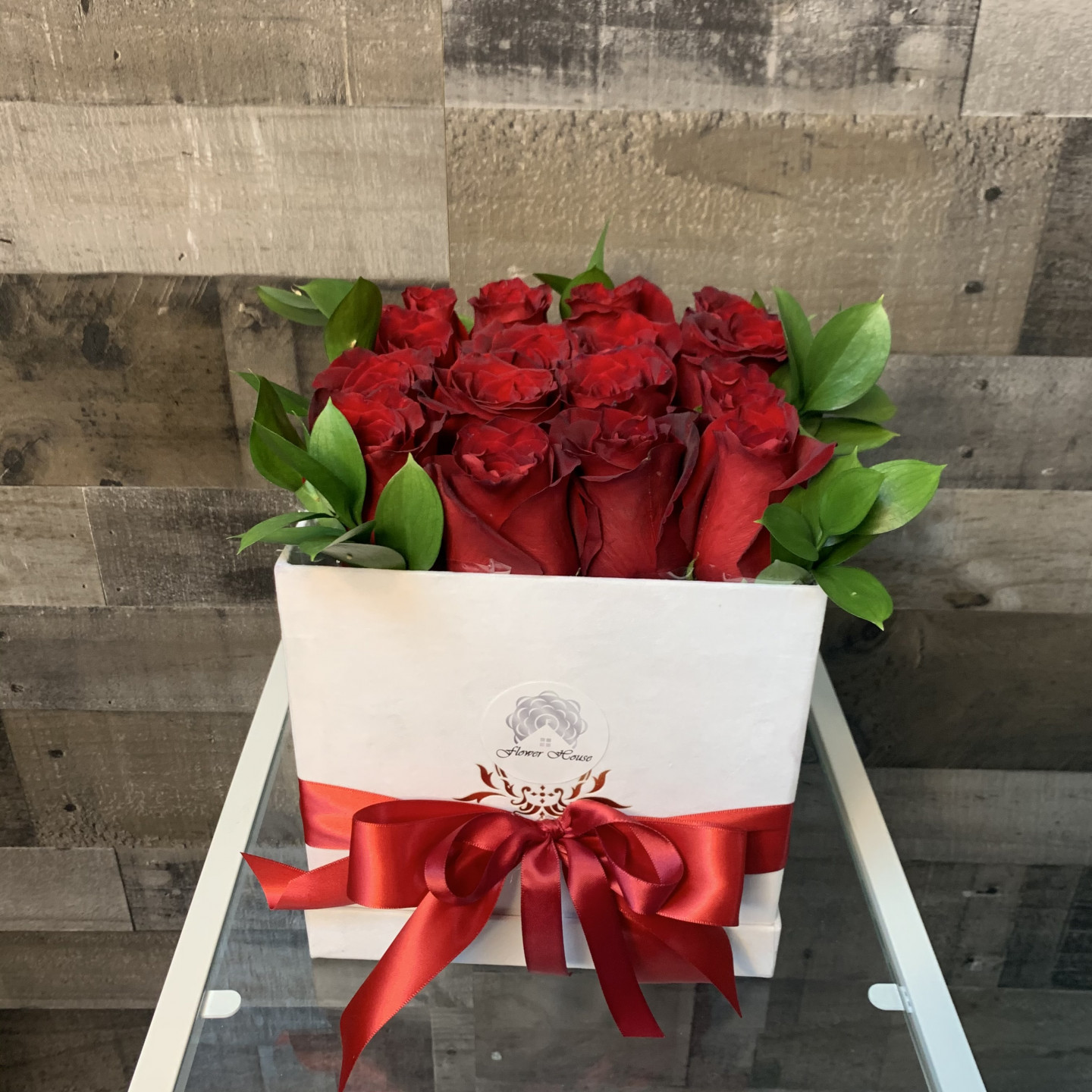 16 Red Roses Square Flower Box 16 Red Roses Square Flower Box