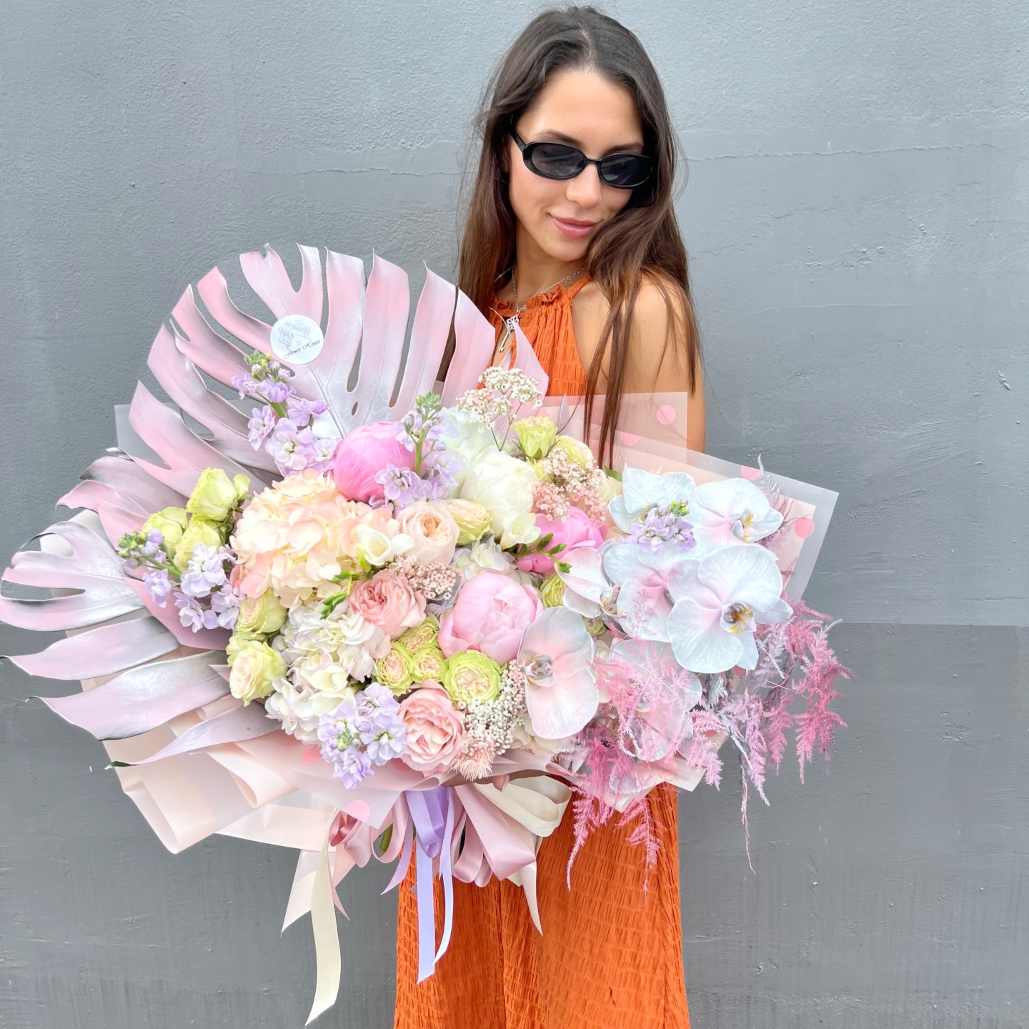 Tender Isabellia Hand-Tied Bouquet