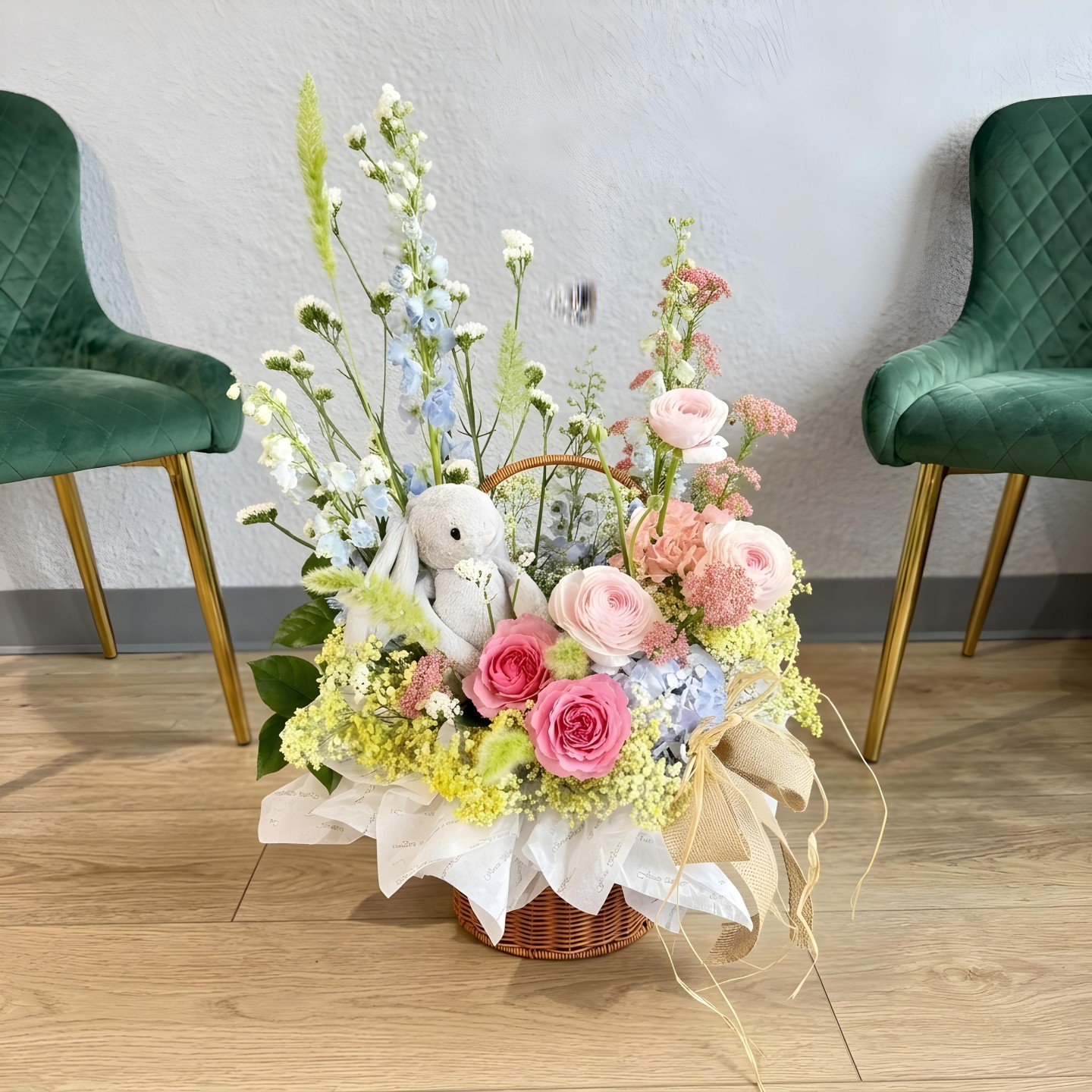 The Elowenne Flowers – Hydrangeas, Roses, Ranunculus, Delphinium