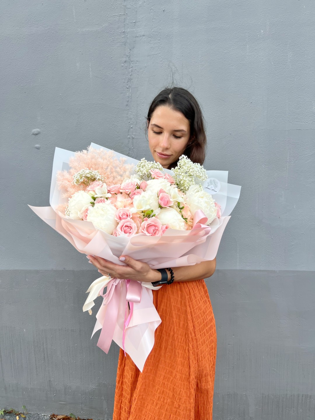 Maeve Light Hand-Tied Bouquet