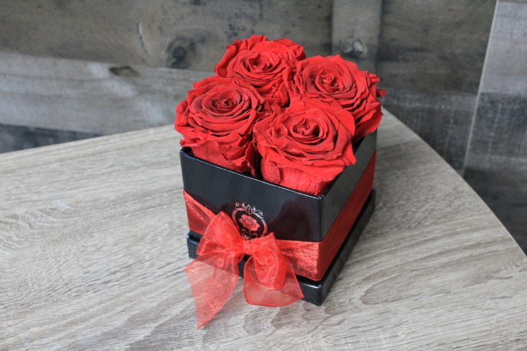 Long Lasting Roses in a Square Shaped Flower Box | 4" Small Sized | Black