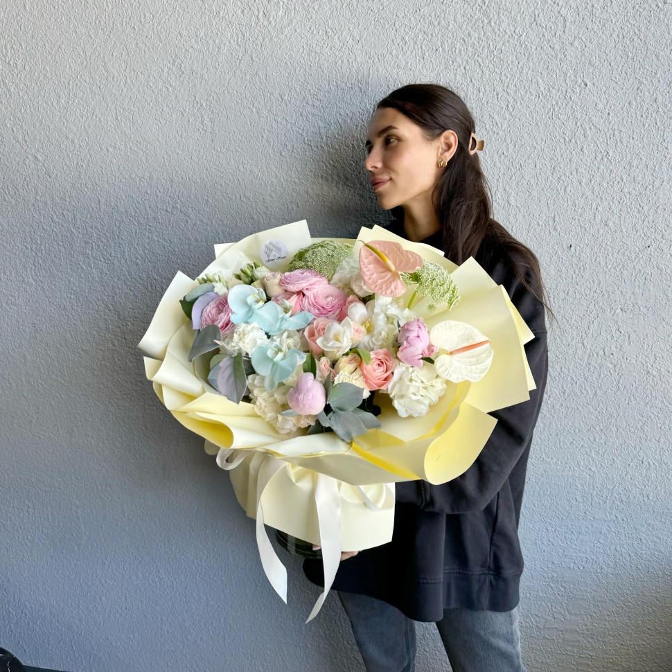 Pastel Elliana Hand-Tied Bouquet