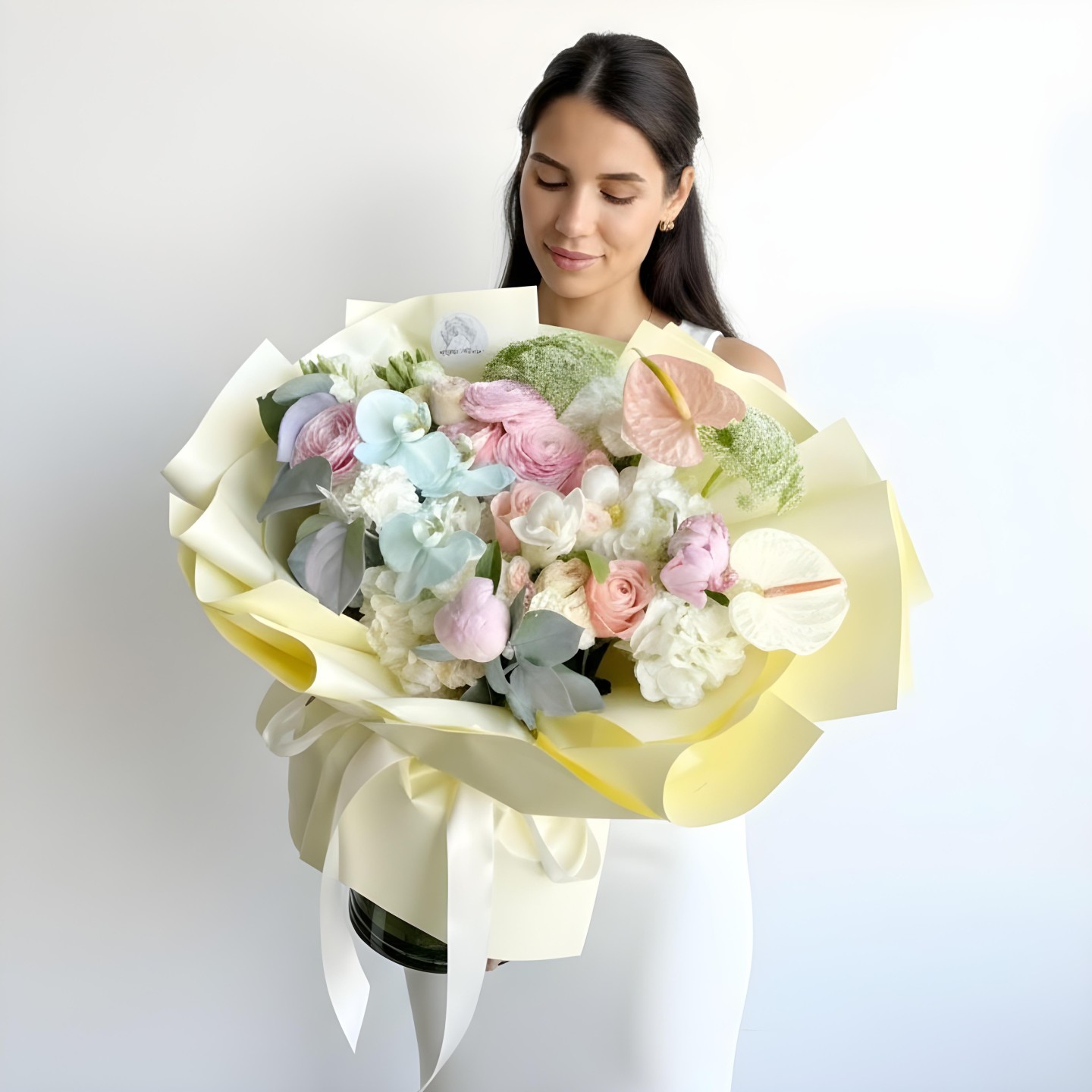 Pastel Elliana Hand-Tied Bouquet