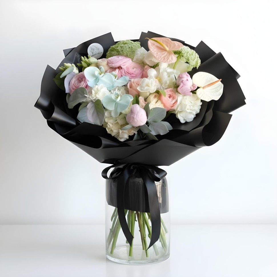 Pastel Elliana Hand-Tied Bouquet Pastel Elliana Hand-Tied Bouquet
