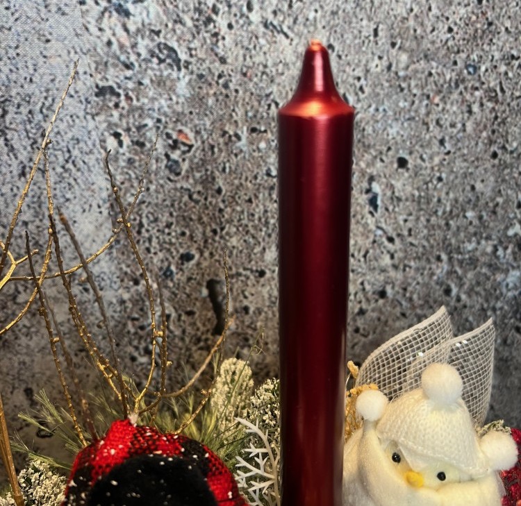 Christmas arrangement with preserved flowers, Snowman and bird Christmas arrangement with preserved flowers, Snowman and bird