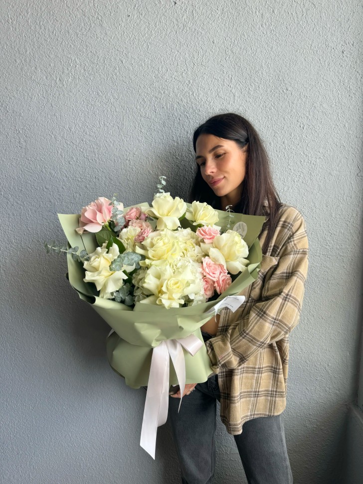 Nana Hand-Tied Bouquet