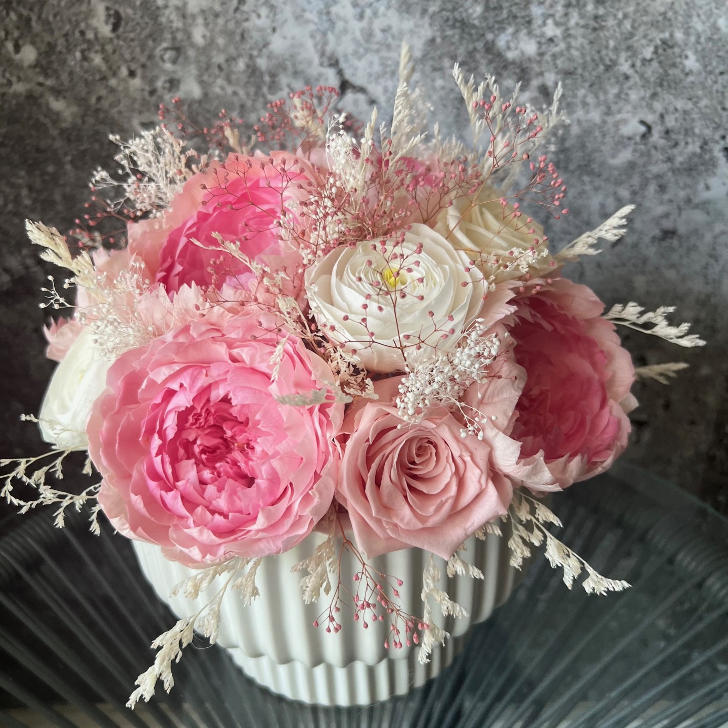 MARY Collection Preserved peonies in ceramic vase