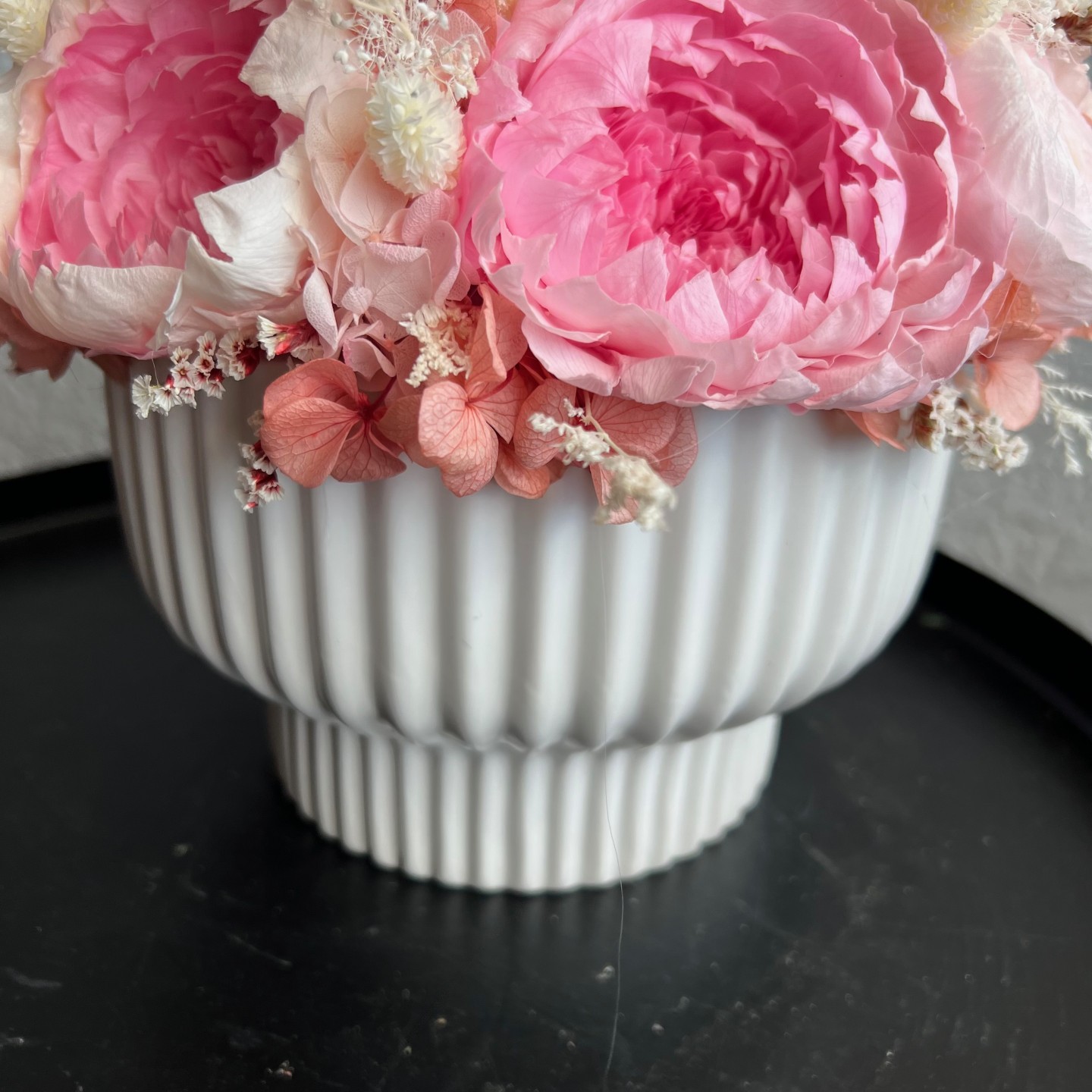 MARY Collection Preserved peonies in ceramic vase