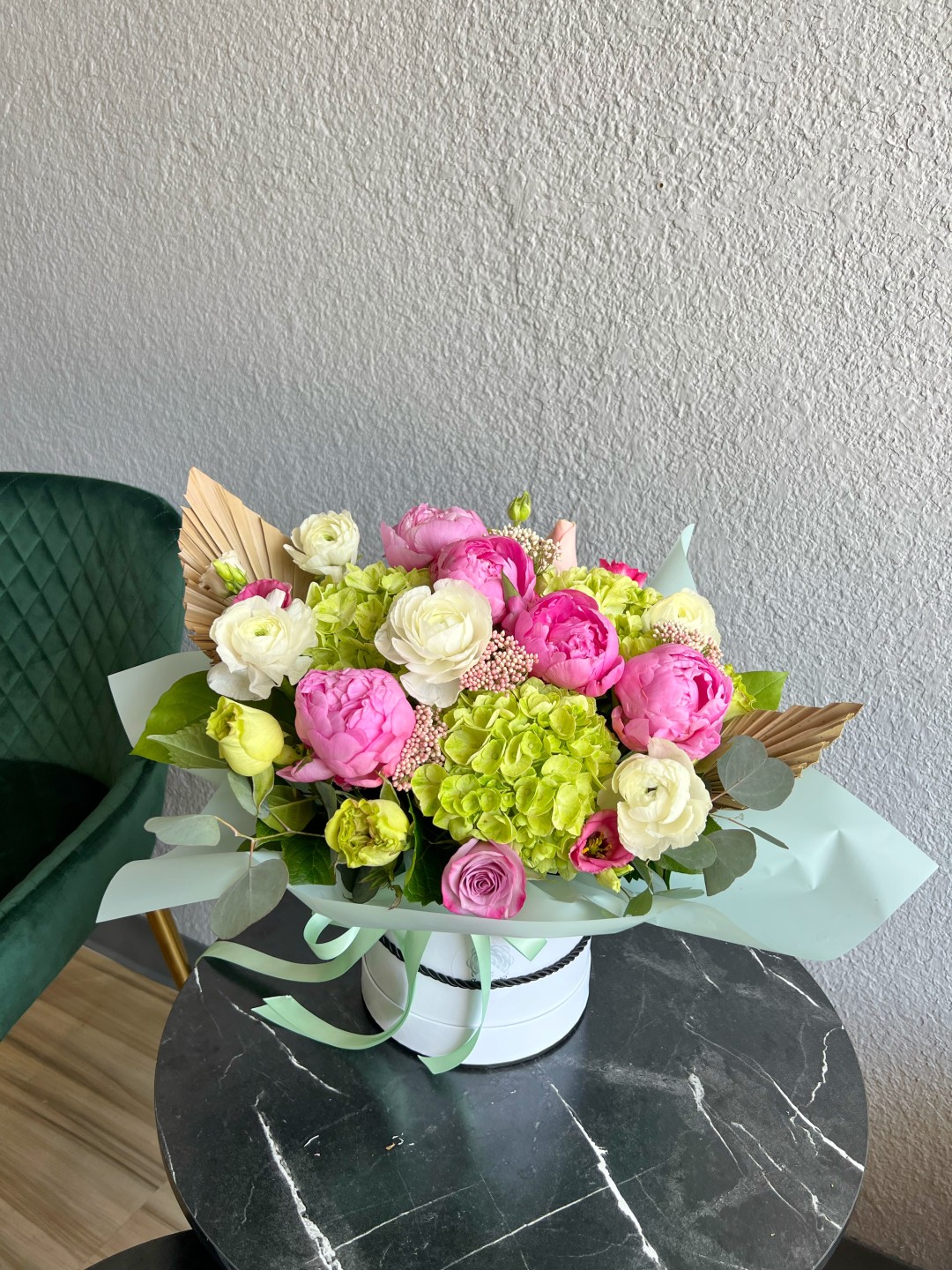 Sabrina Fresh Flower Box (Lisianthus, Roses, Hydrangeas, Peony, Ranunculus)