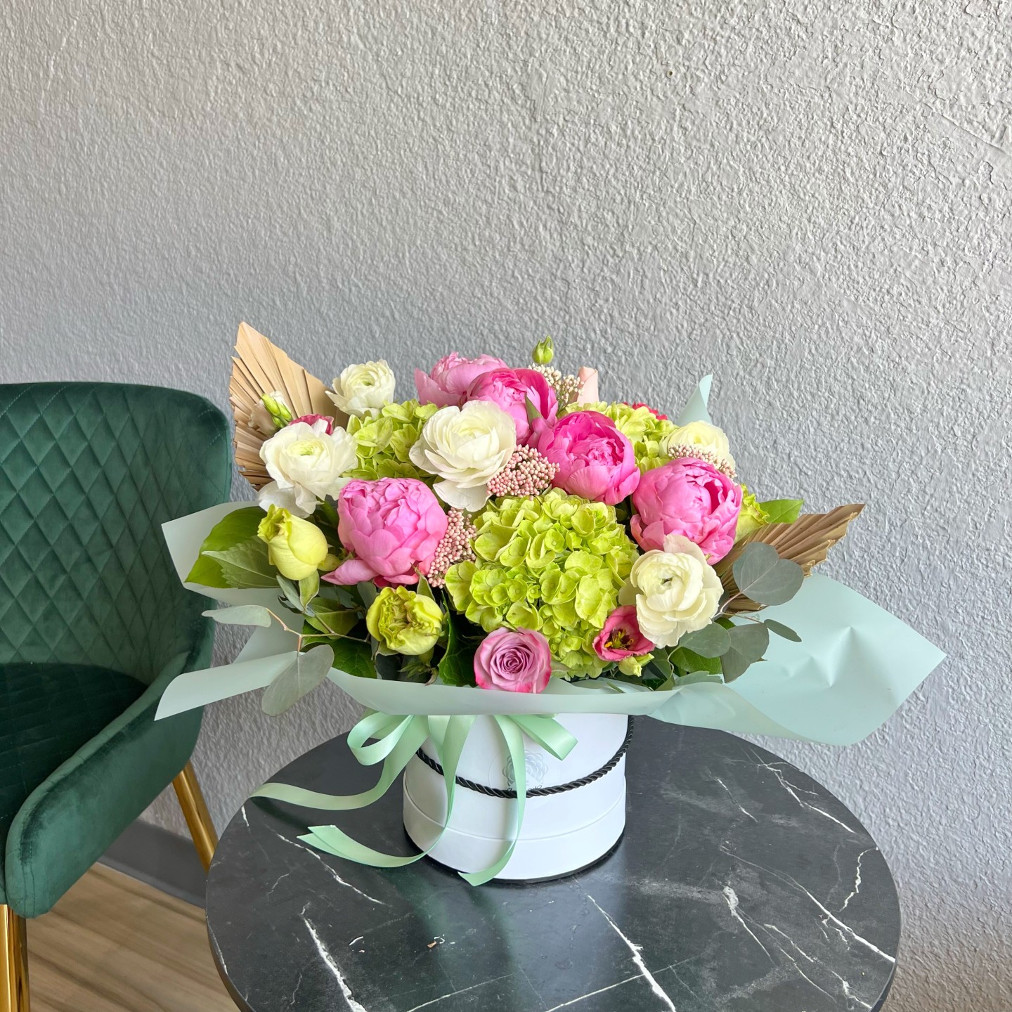 Sabrina Fresh Flower Box (Lisianthus, Roses, Hydrangeas, Peony, Ranunculus)