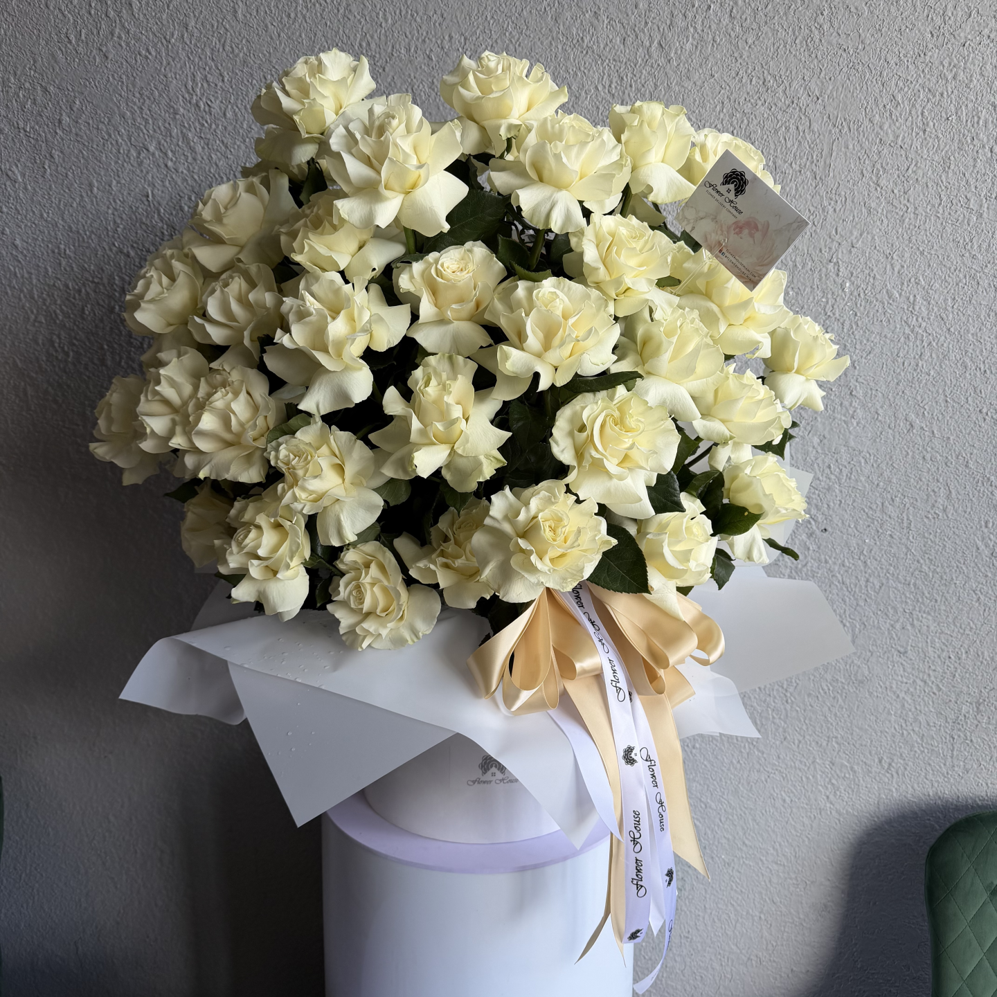 Rose Majesty Flower Box – 45 Flex Opened Roses