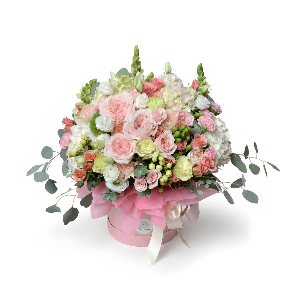 Sweet Hazely Fresh Flower Box with Roses & Garden Flowers