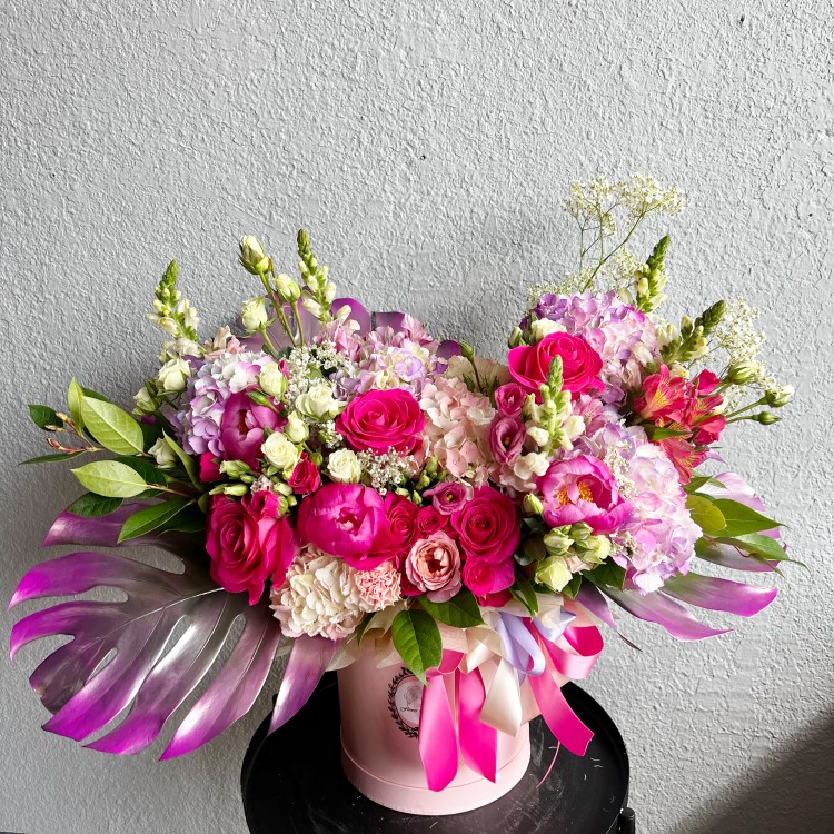 Coral Catalina Flower Box