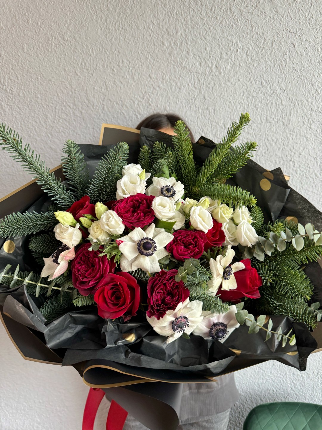 Red Christmas Hand Tied Flower Bouquet