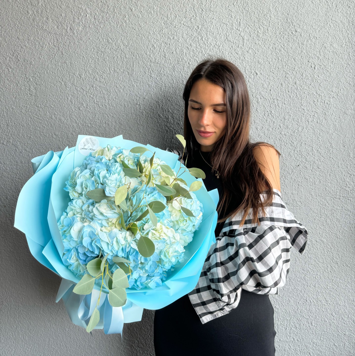 Blu Ari Hand-Tied Bouquet