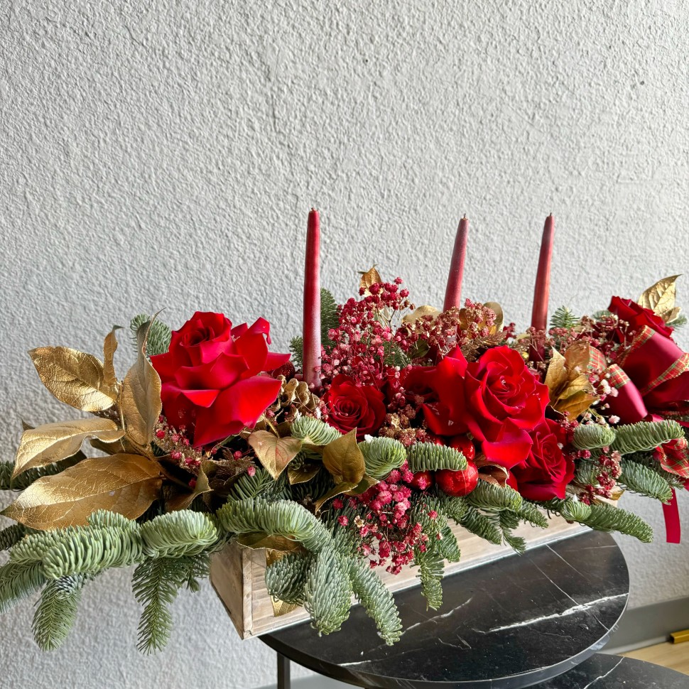 Red Long Christmas Fresh Flowers Box With Candles