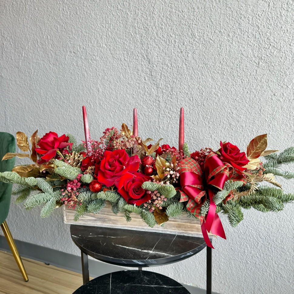 Red Long Christmas Fresh Flowers Box With Candles
