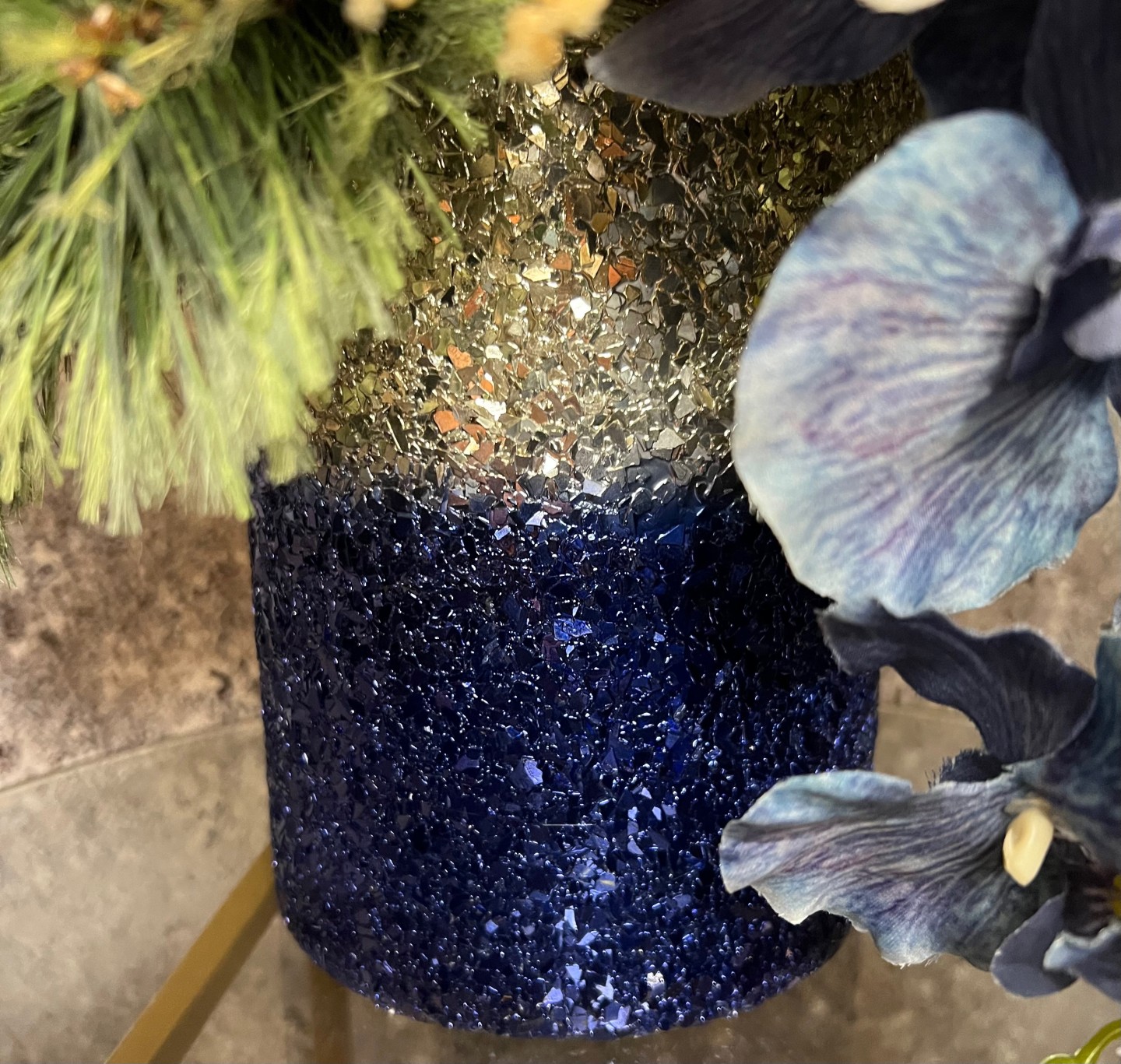 Christmas arrangement with preserved flowers and candles