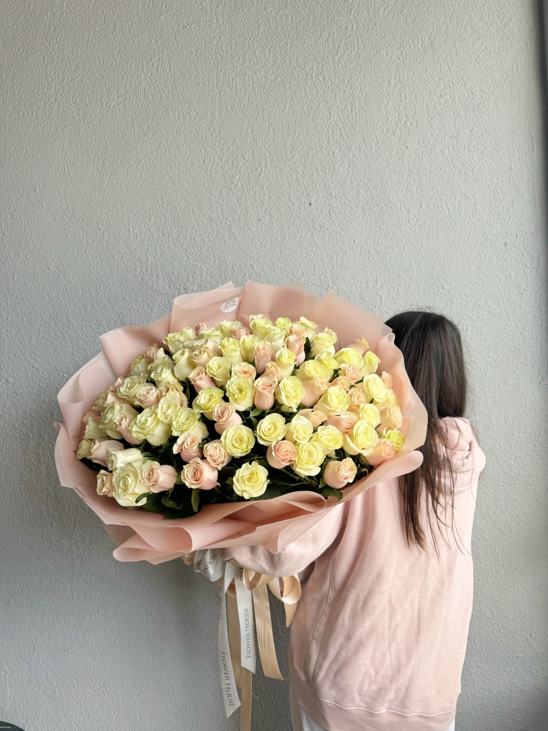 100 Light Pink & White Roses Bouquet