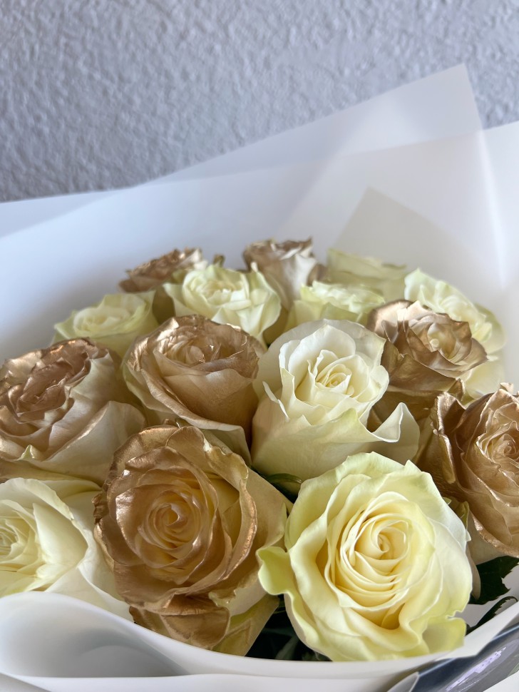 16 White and Gold Roses Hand Tied Bouquet
