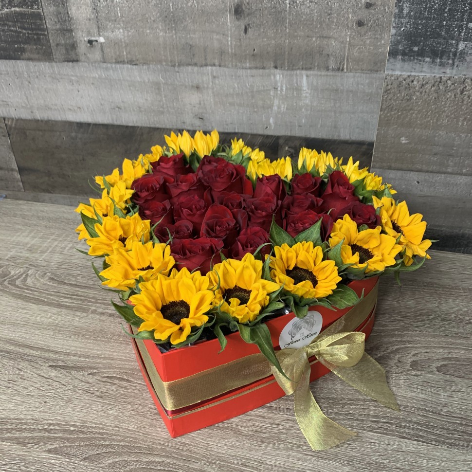 Red Amaya Sunflower Flower Box