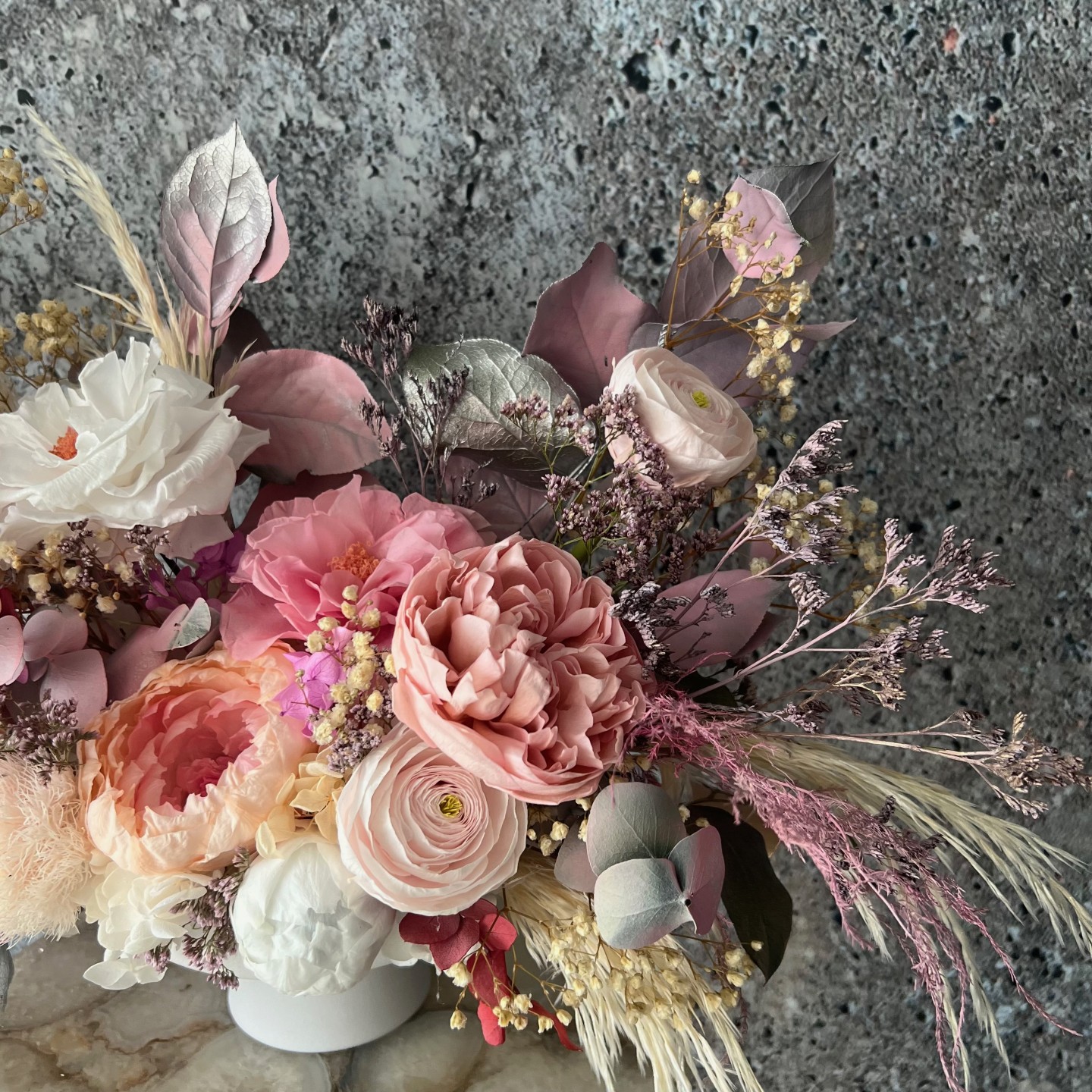 BRIANNA collection Preserved Peony Vase