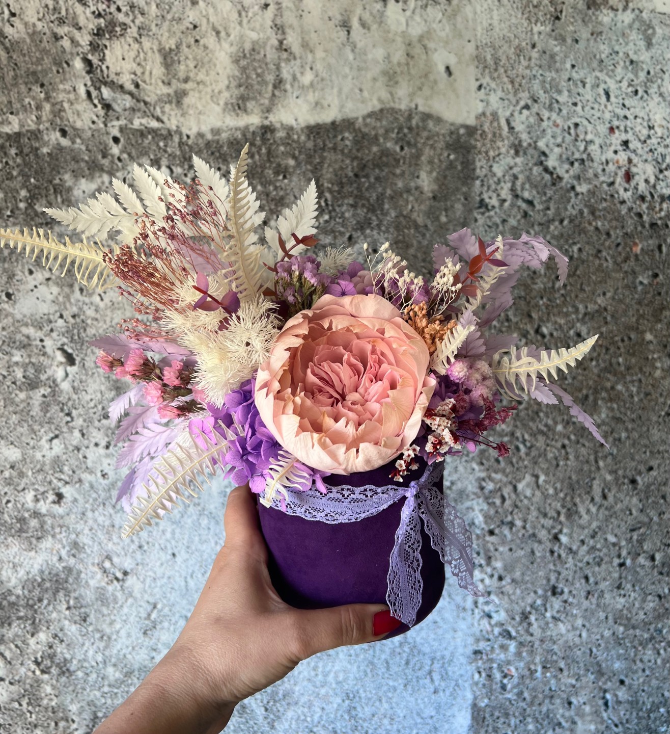 SHANTI collection Preserved Peony Box