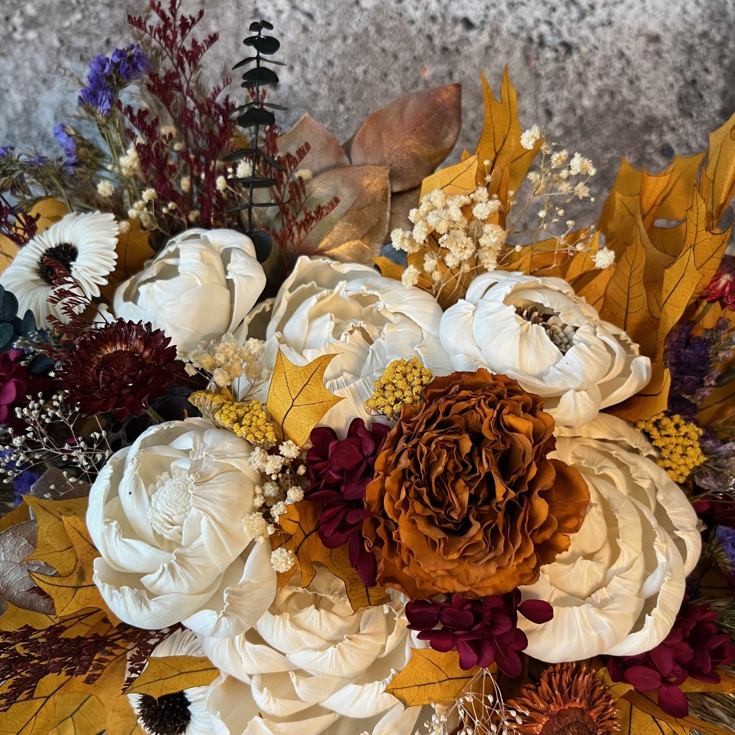 Thanksgiving arrangement with preserved flowers
