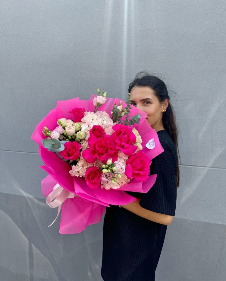 Gracia Hand-Tied Bouquet