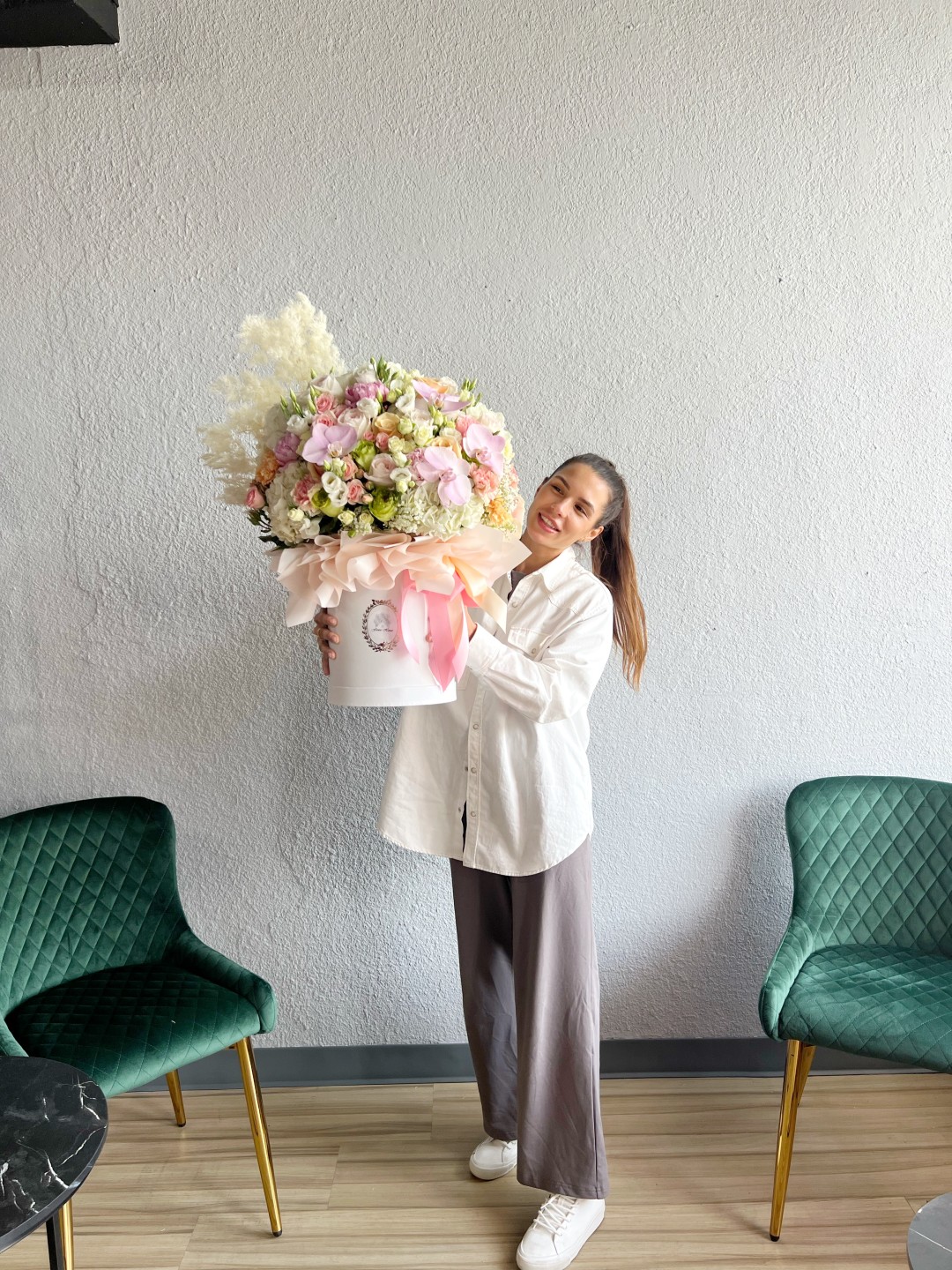 Luciana Large Fresh Flower Box