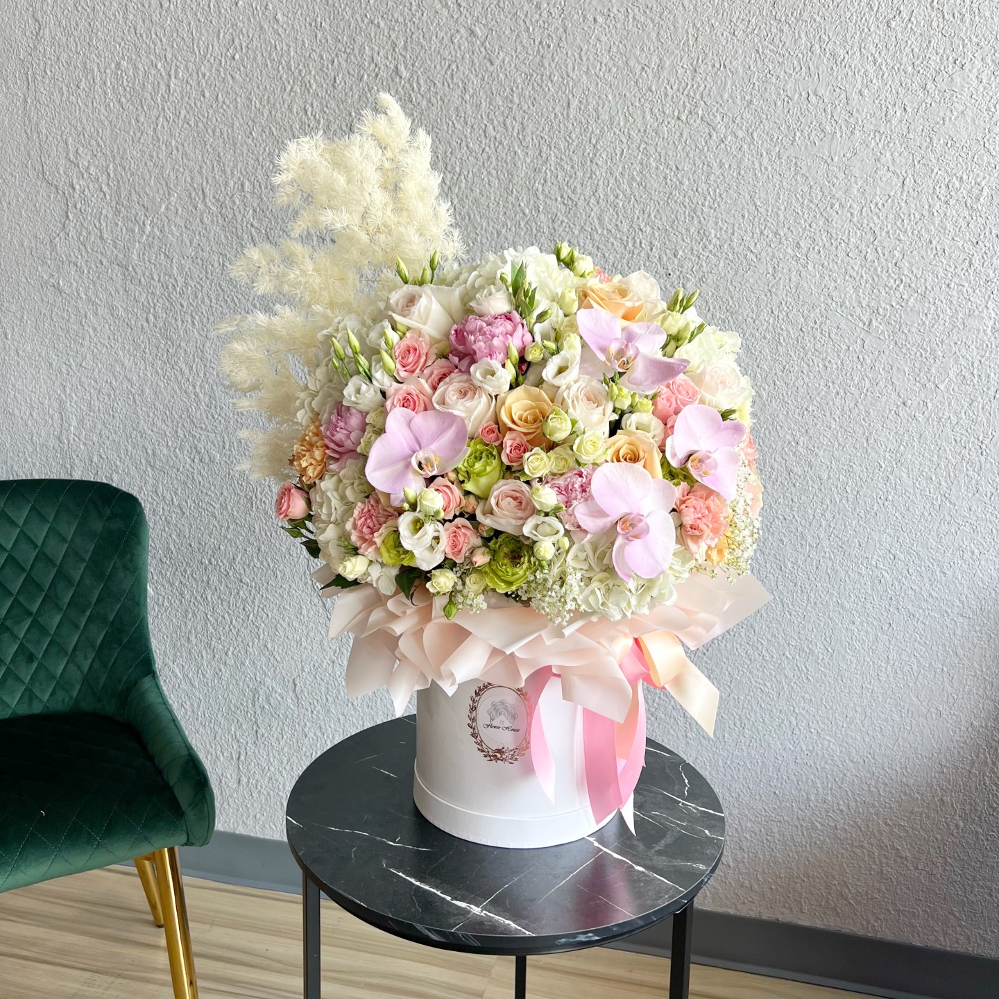 Luciana Large Fresh Flower Box