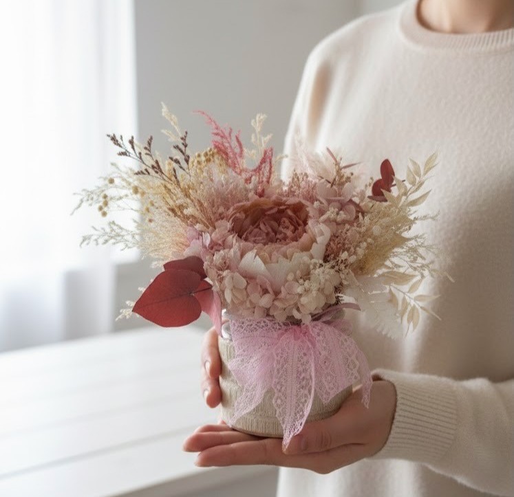 MARY collection Preserved peony box