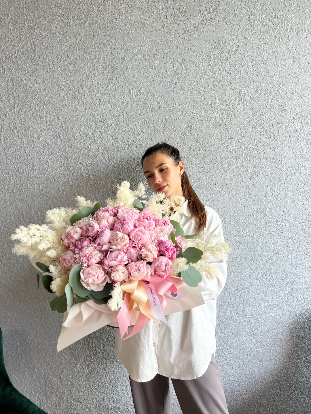 Light Pink Peony Miracle Elegance Flower Box Light Pink Peony Miracle Elegance Flower Box