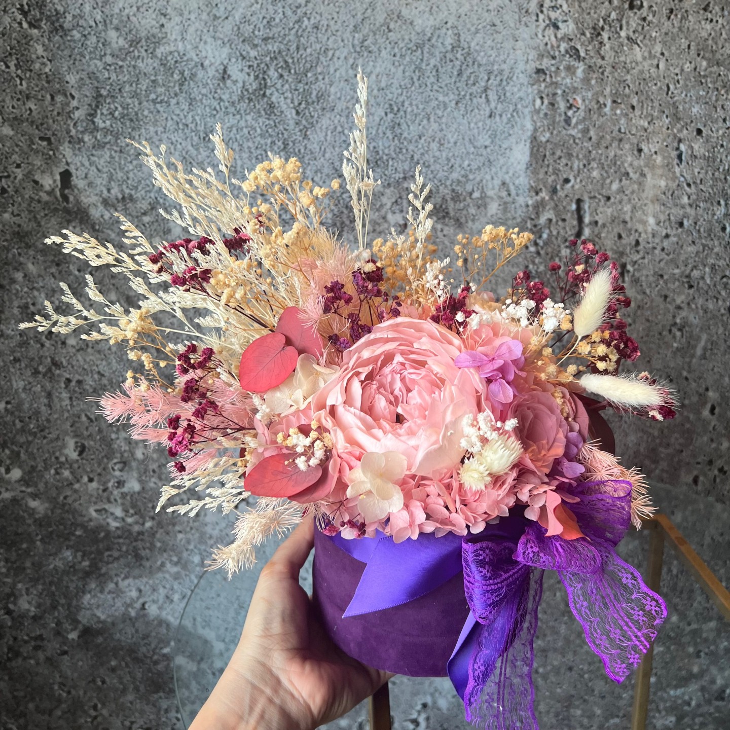 MIA collection Preserved Peony velvet box