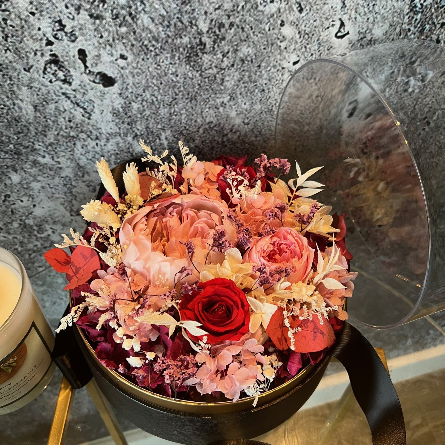 AMELIA collection Preserved Peony acrylic box