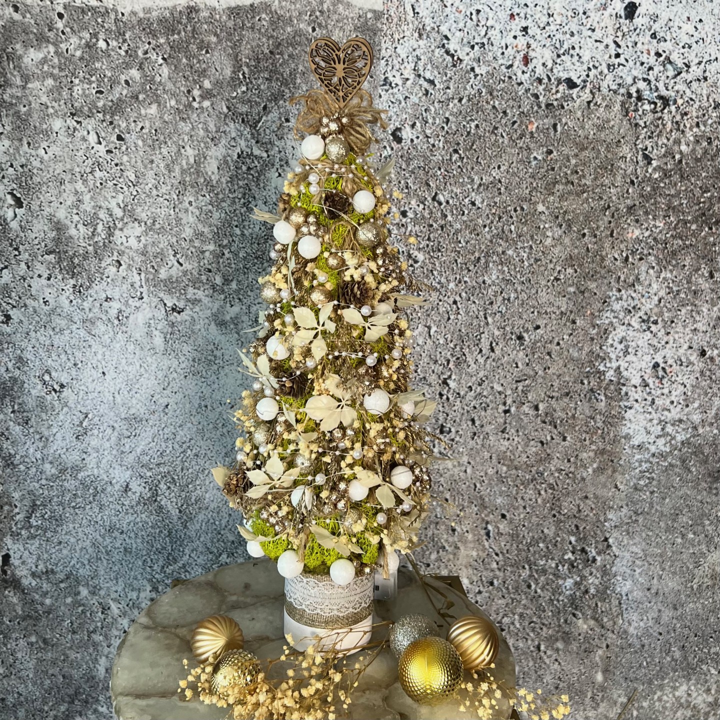 Christmas Tree with real moss and gold balls