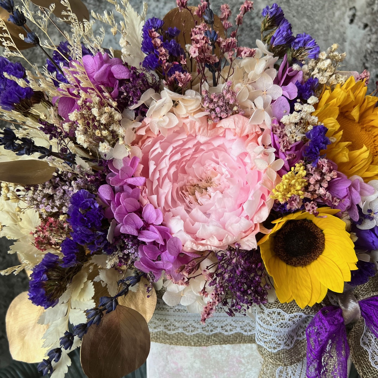 SUNNY Collection Preserved Peony and sunflower box