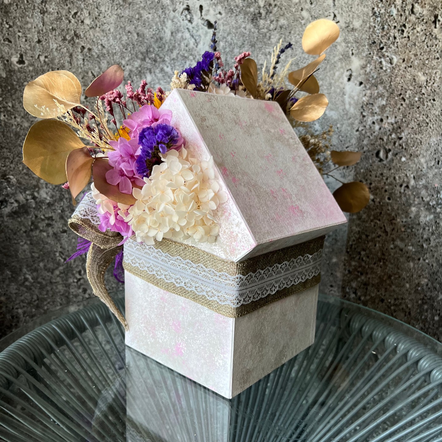 SUNNY Collection Preserved Peony and sunflower box