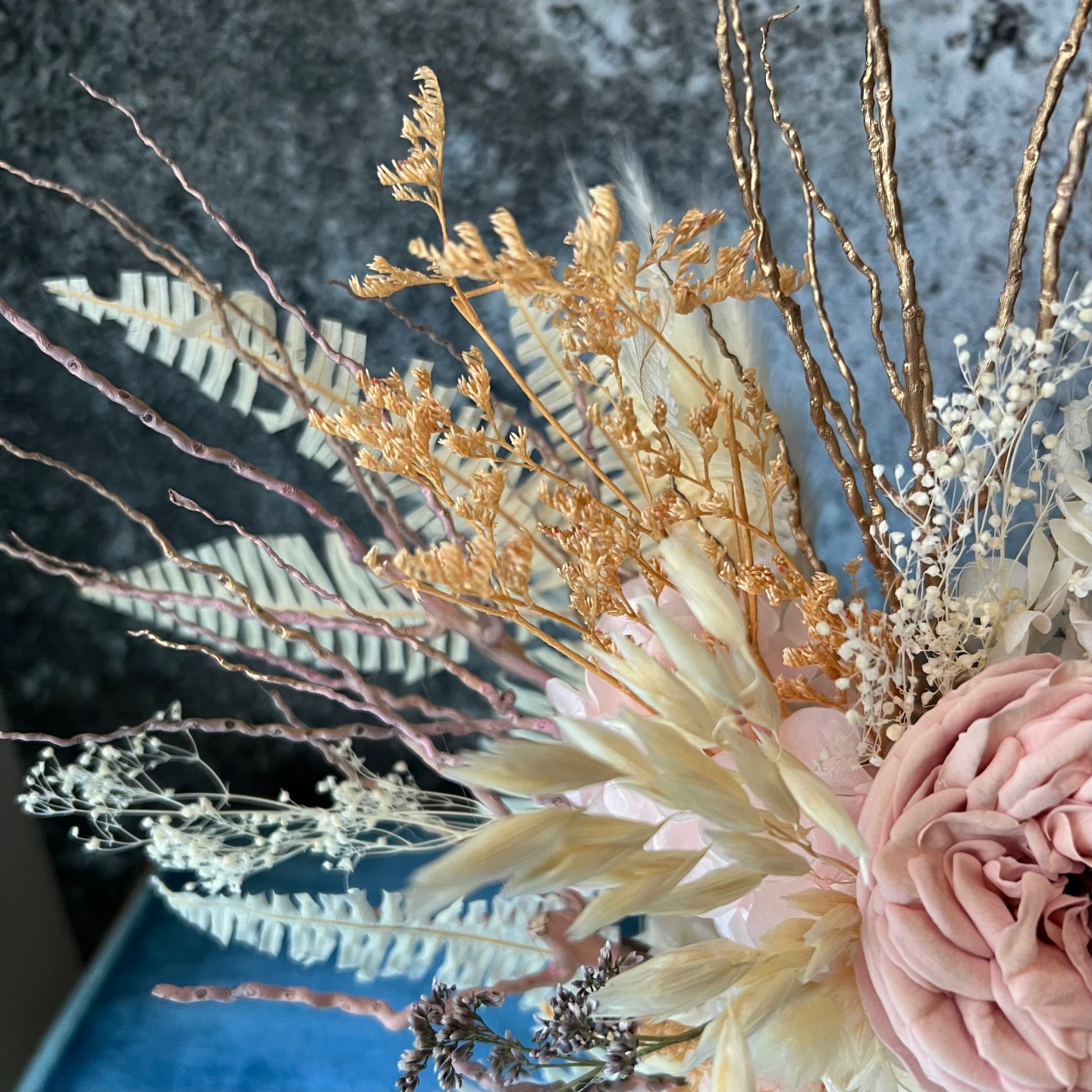 ESMERALDA collection Preserved Peonies Box ESMERALDA collection Preserved Peonies Box