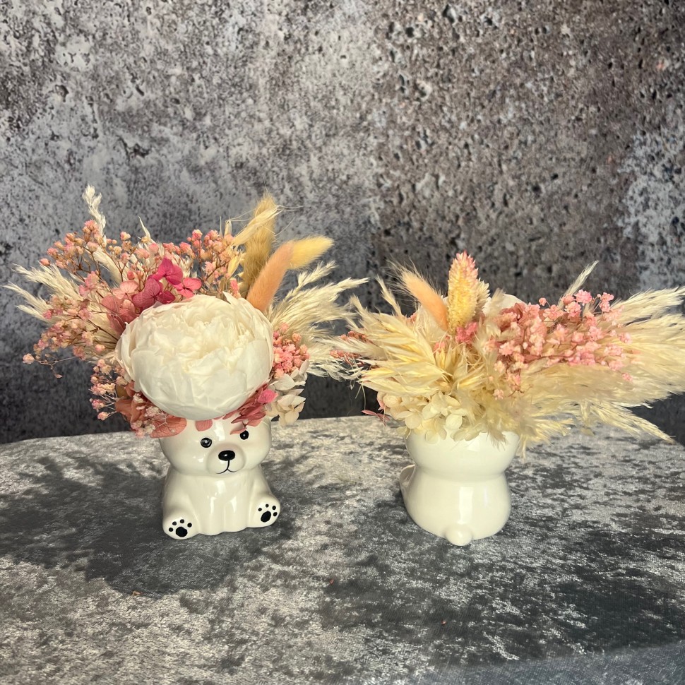 Mini vase "Bear" with preserved peony Mini vase "Bear" with preserved peony