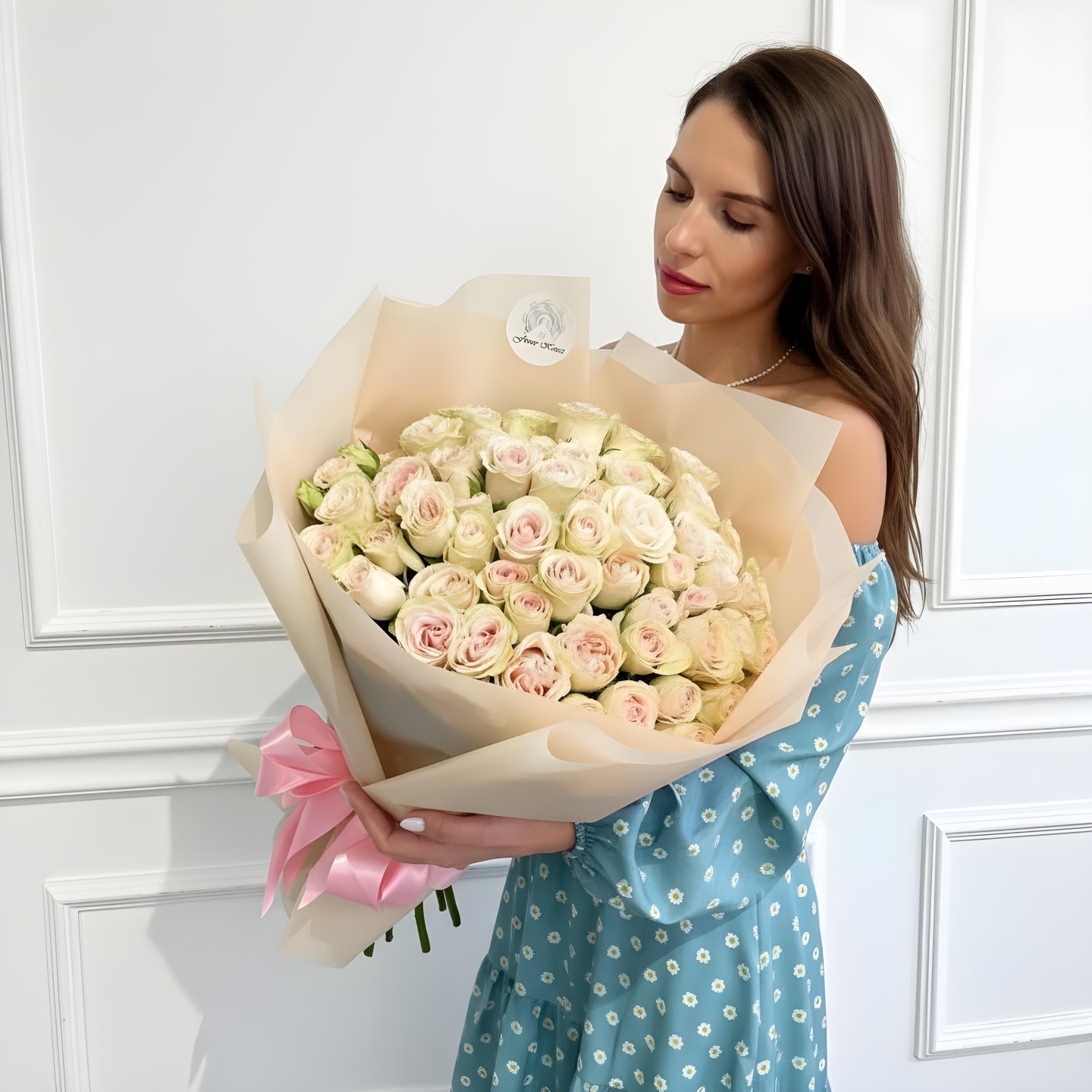 25 Spray Roses Hand Tied Bouquet