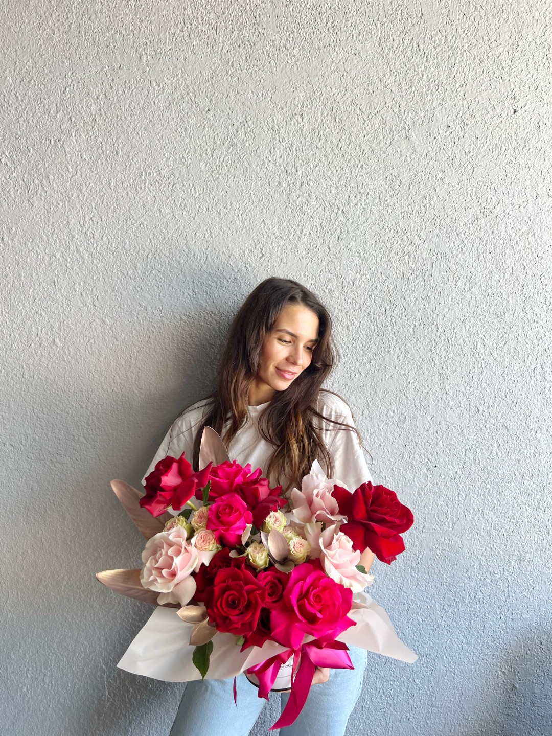 Elisa Fresh Flower Box (Roses, Spray Roses) Elisa Fresh Flower Box (Roses, Spray Roses)